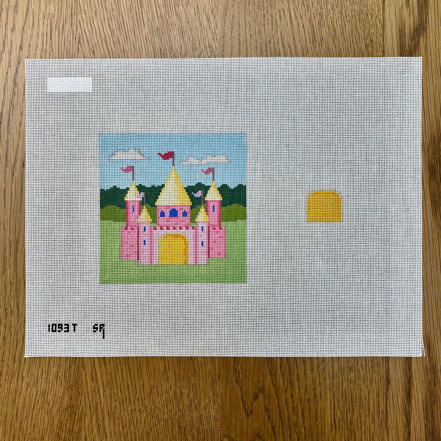 Castle, Tooth Fairy Pillow - 18 mesh