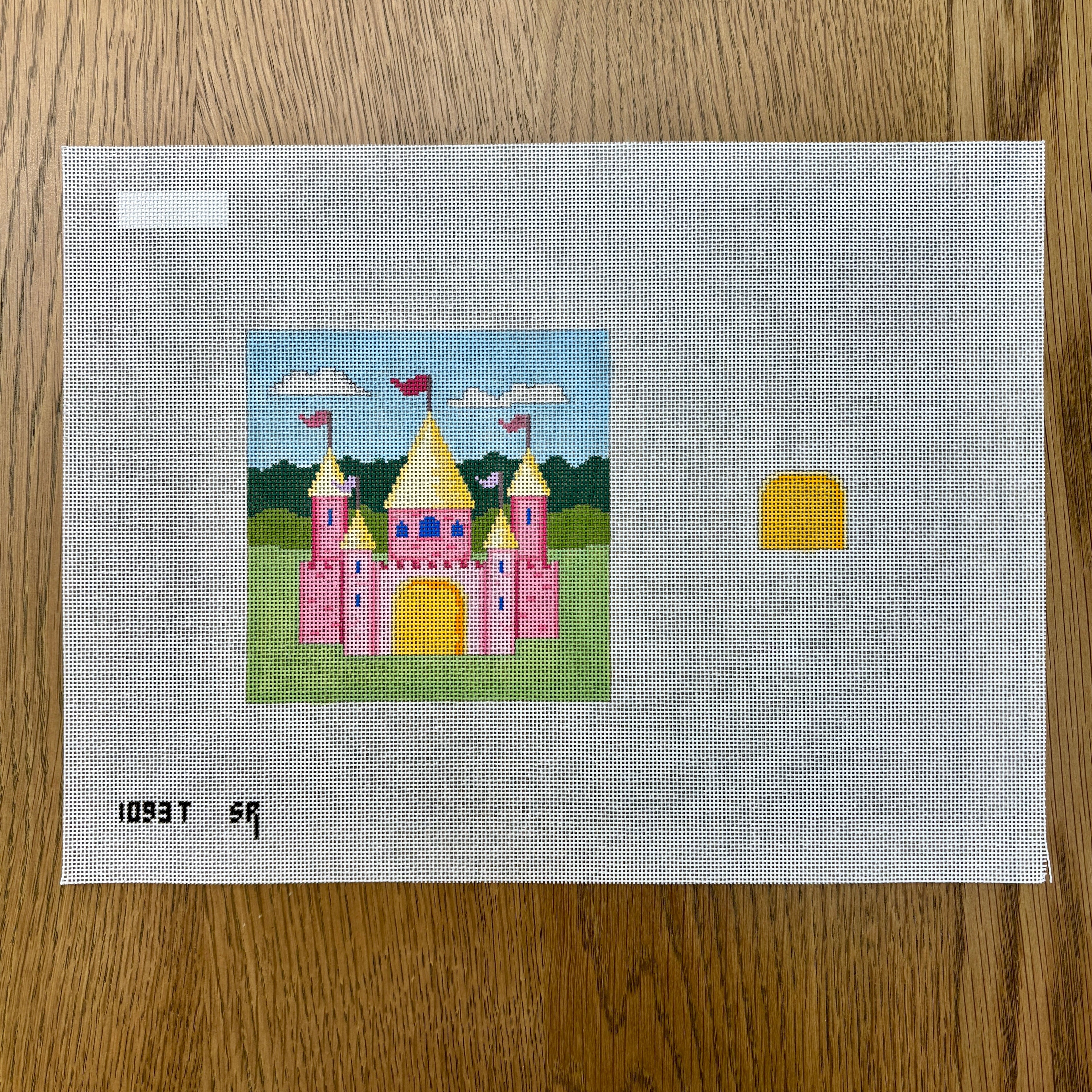 Castle, Tooth Fairy Pillow - 18 mesh